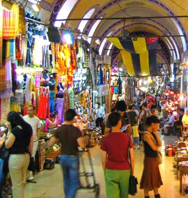 Walking Tour of Old Agra Bazaars